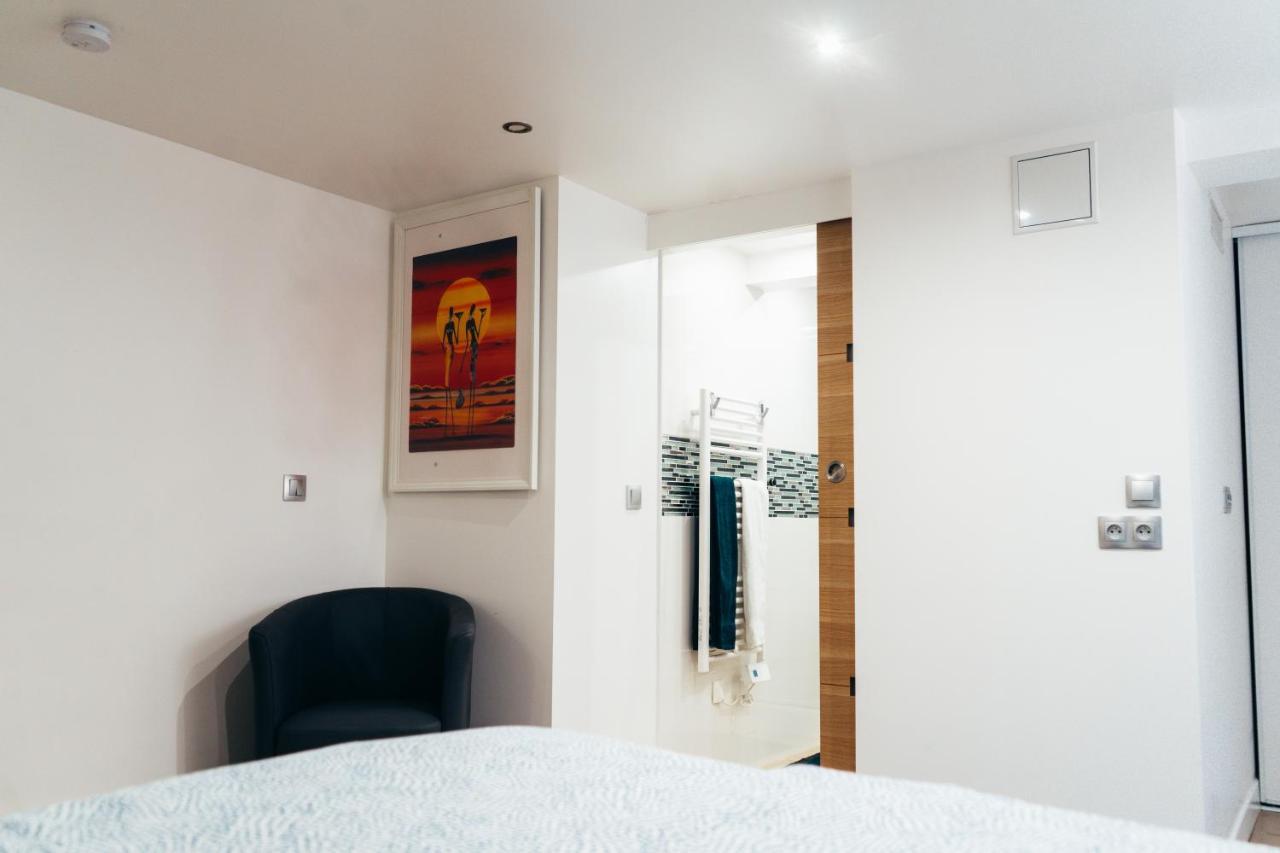 Kimia House Apartment Osny ภายนอก รูปภาพ